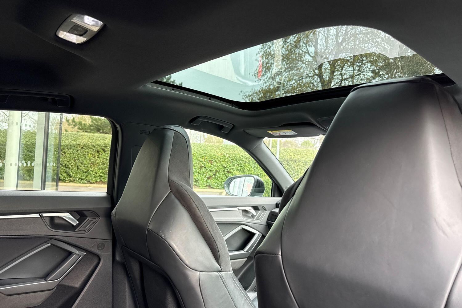 Used Audi RS Q3 2023 for sale - 77624937: Photo 18