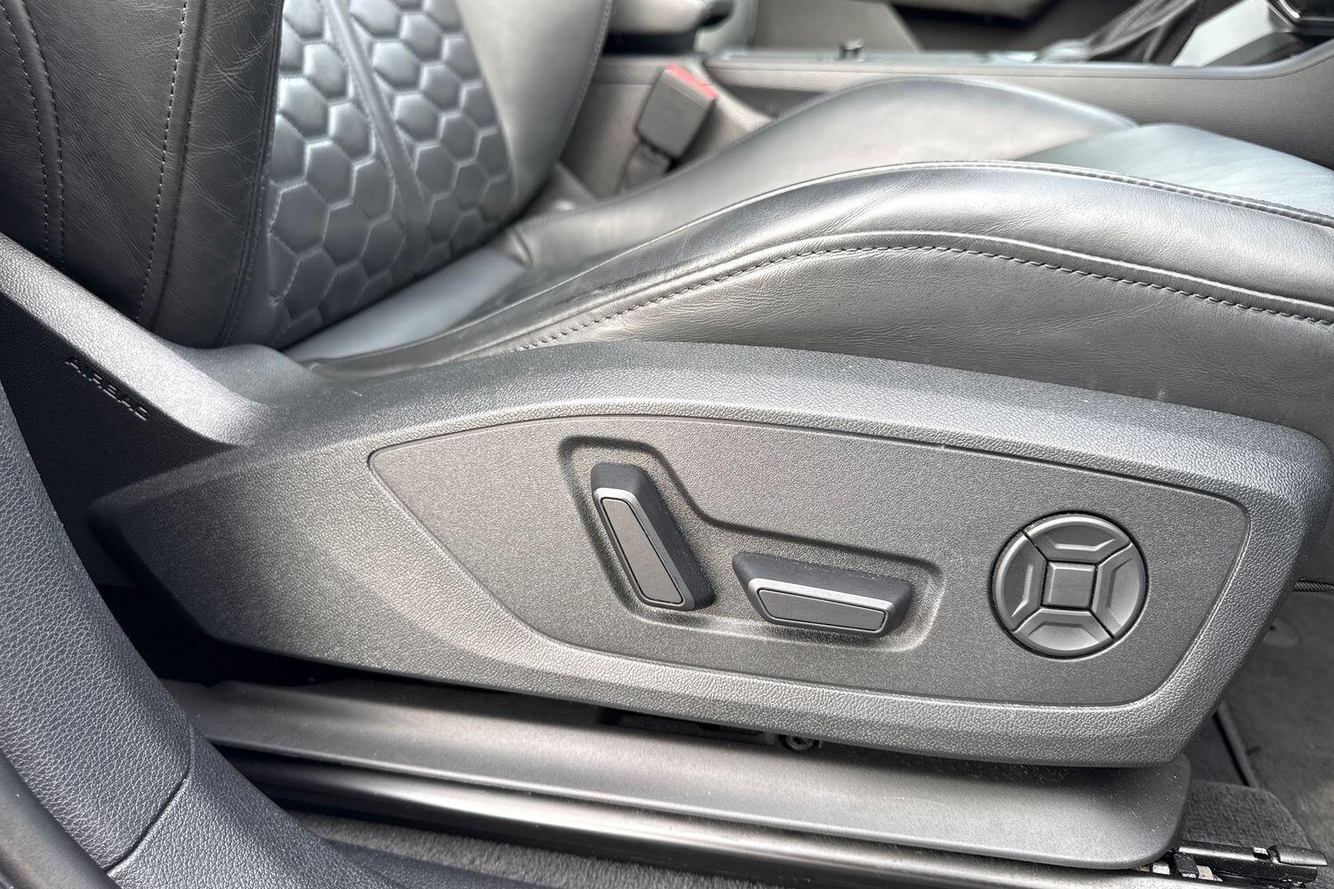 Used Audi RS Q3 2023 for sale - 77624937: Photo 32