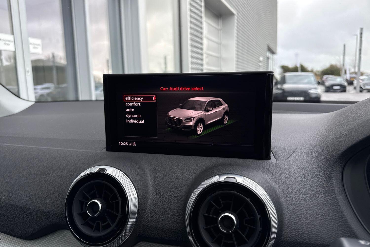 Used Audi Q2 for sale - 77305182: Photo 31