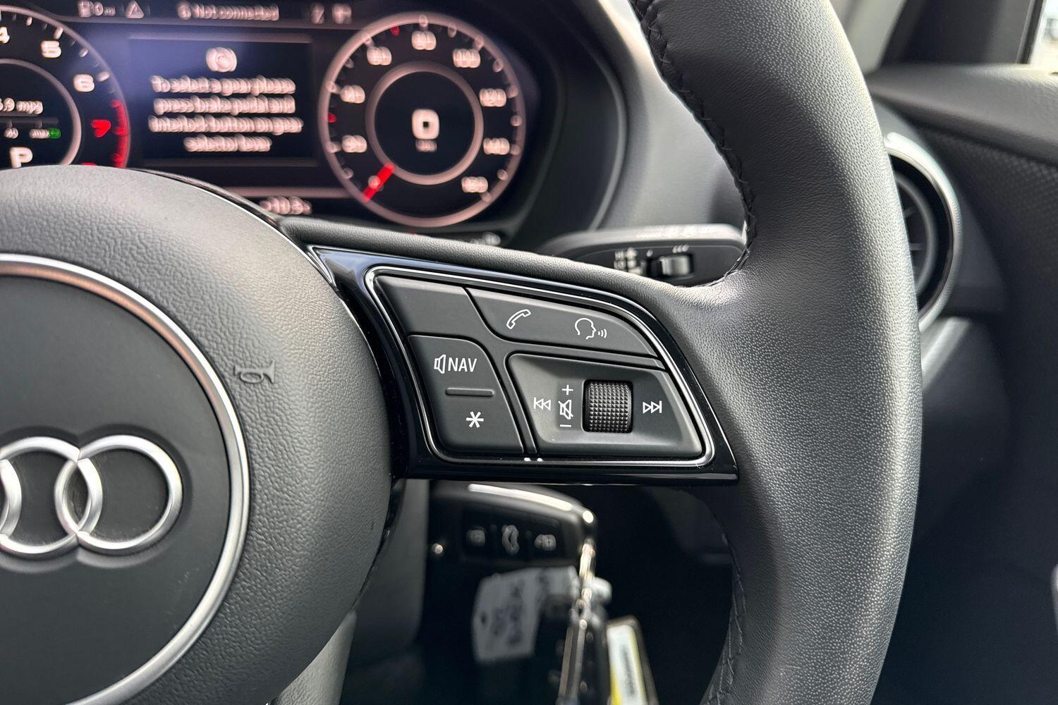 Used Audi Q2 for sale - 77305182: Photo 48