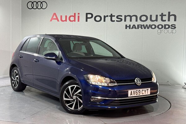 Used Volkswagen Golf 2019 for sale - 76259136: Photo 1