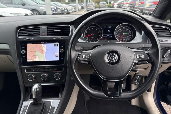 Used Volkswagen Golf 2019 for sale - 76259136: Photo 35