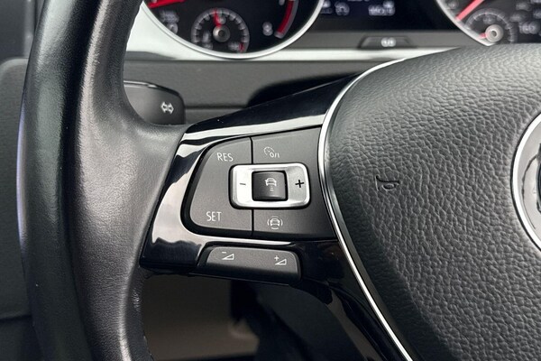 Used Volkswagen Golf 2019 for sale - 76259136: Photo 37
