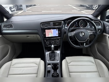 Used Volkswagen Golf 2019 for sale - 76259136: Photo 3