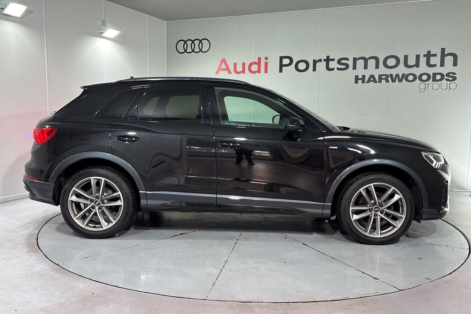 Used Audi Q3 2022 for sale - 76781697: Photo 2