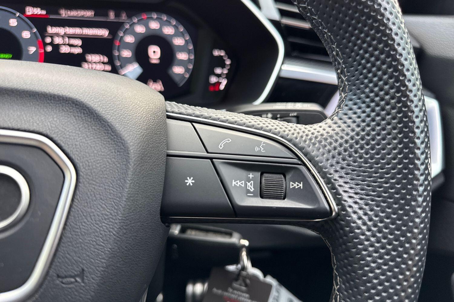 Used Audi Q3 2022 for sale - 76781697: Photo 43