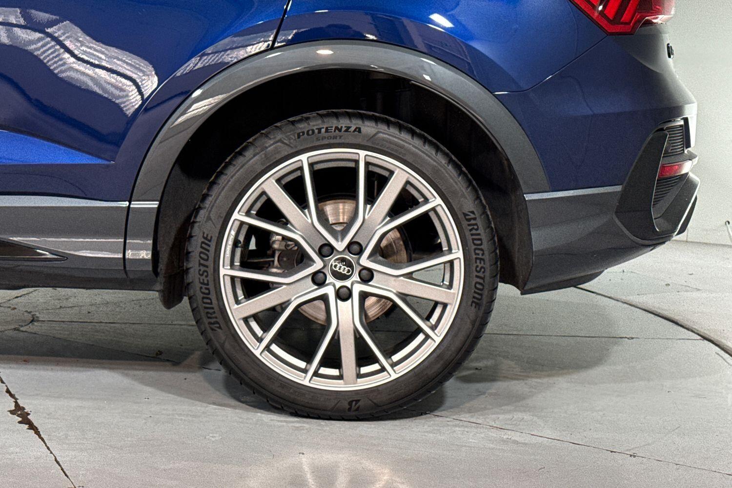 Used Audi Q3 2025 for sale - 76561987: Photo 14