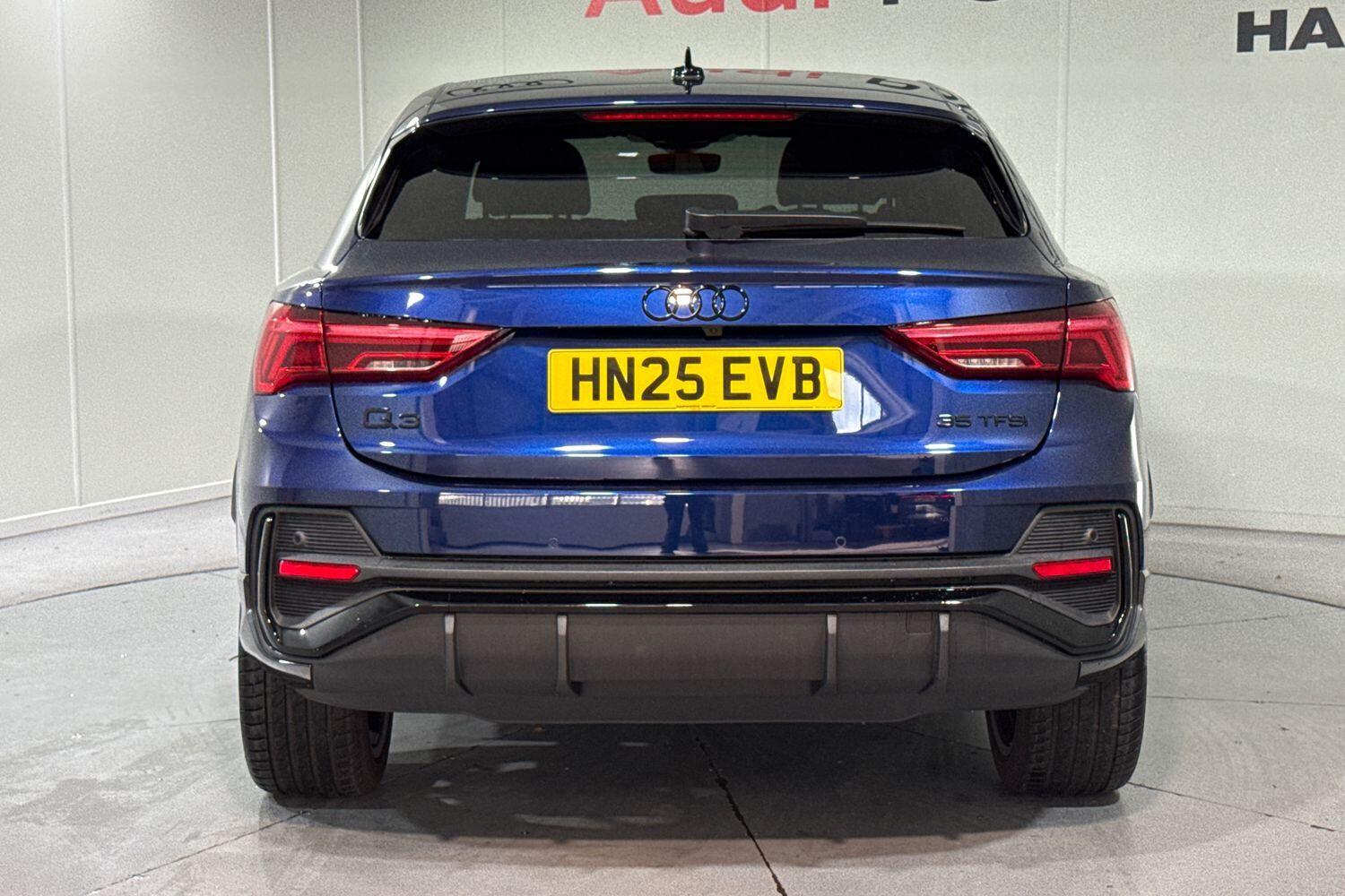 Used Audi Q3 2025 for sale - 76561987: Photo 9