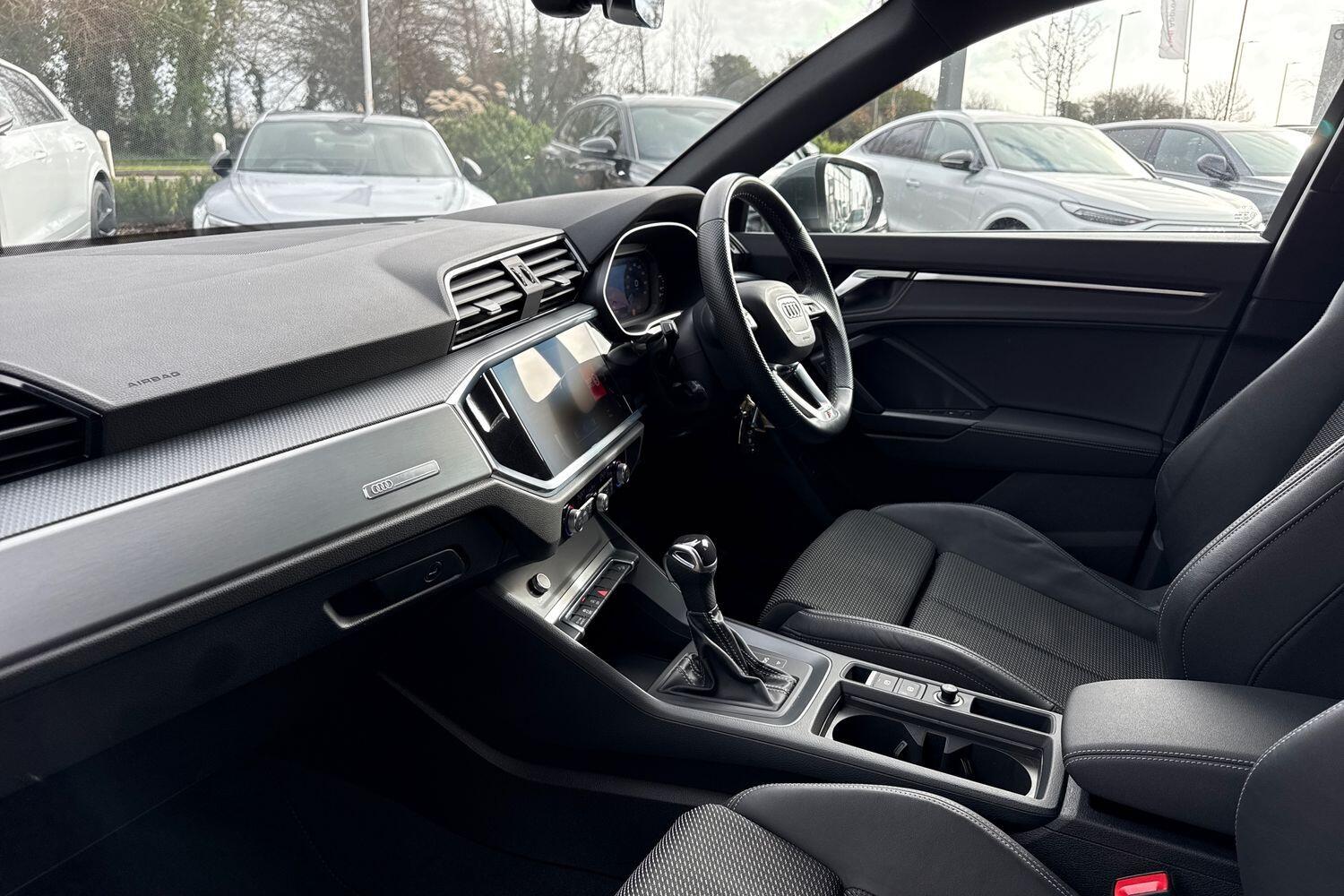 Used Audi Q3 2023 for sale - 77524373: Photo 12