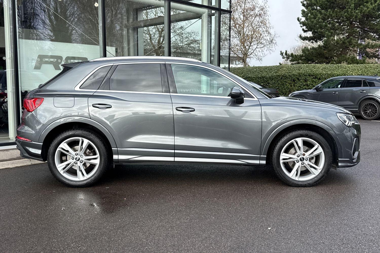 Used Audi Q3 2023 for sale - 77524373: Photo 2