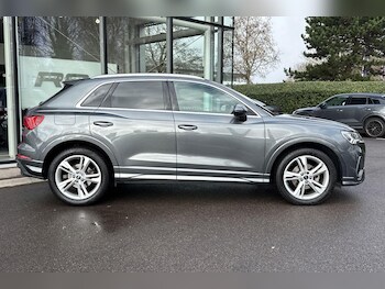 Used Audi Q3 2023 for sale - 77524373: Photo