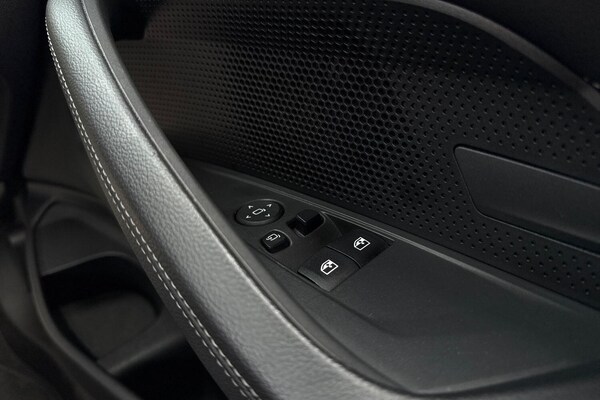 Used BMW 4 Series 2023 for sale - 76214928: Photo 41