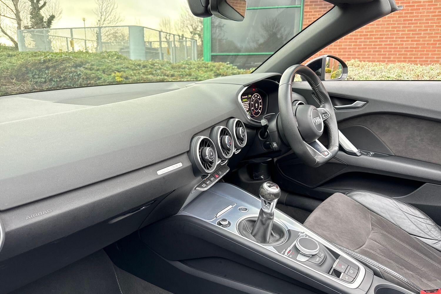 Used Audi TT 2018 for sale - 76926559: Photo 25