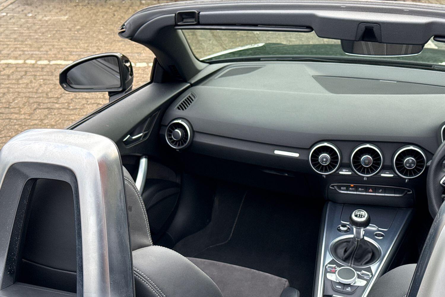 Used Audi TT 2018 for sale - 76926559: Photo 30