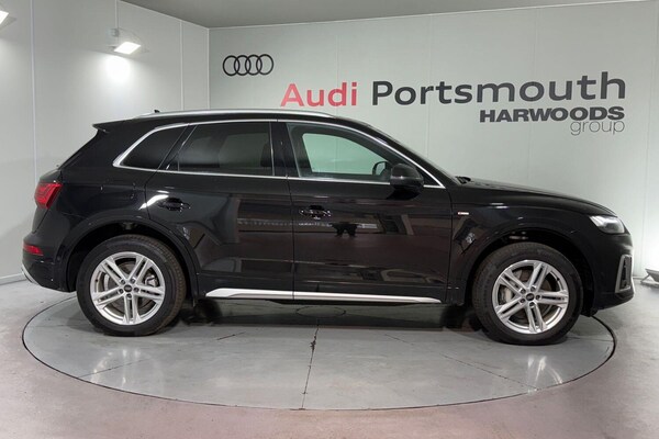 Used Audi Q5 2023 for sale - 75519637: Photo 2