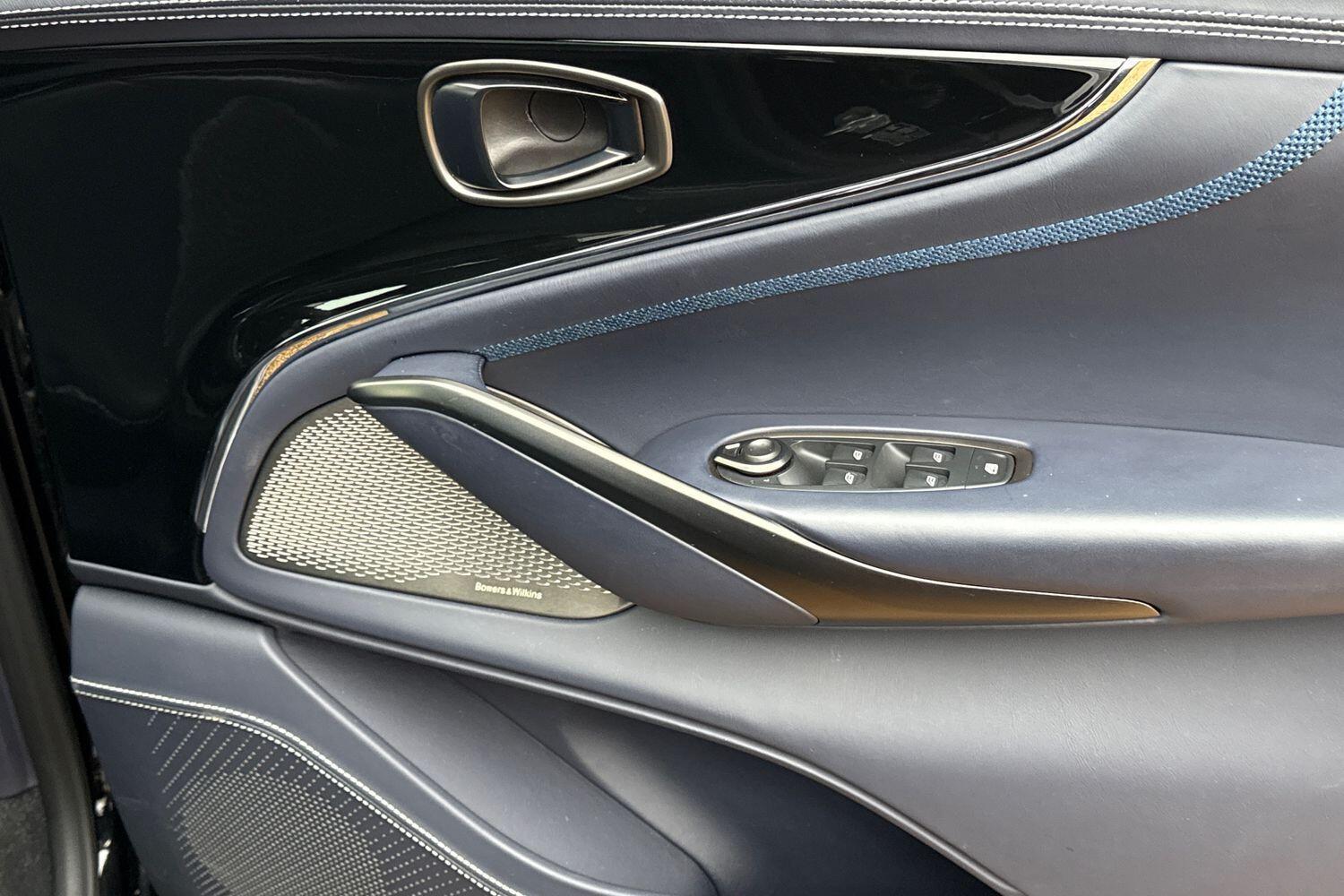 Used Aston Martin DBX 2024 for sale - 77624919: Photo 41