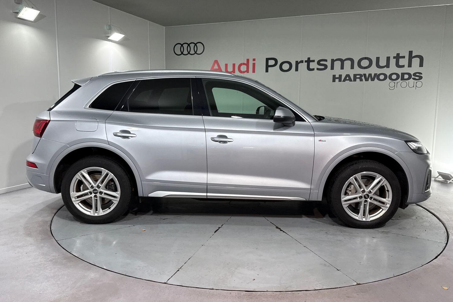 Used Audi Q5 2021 for sale - 76689242: Photo 2