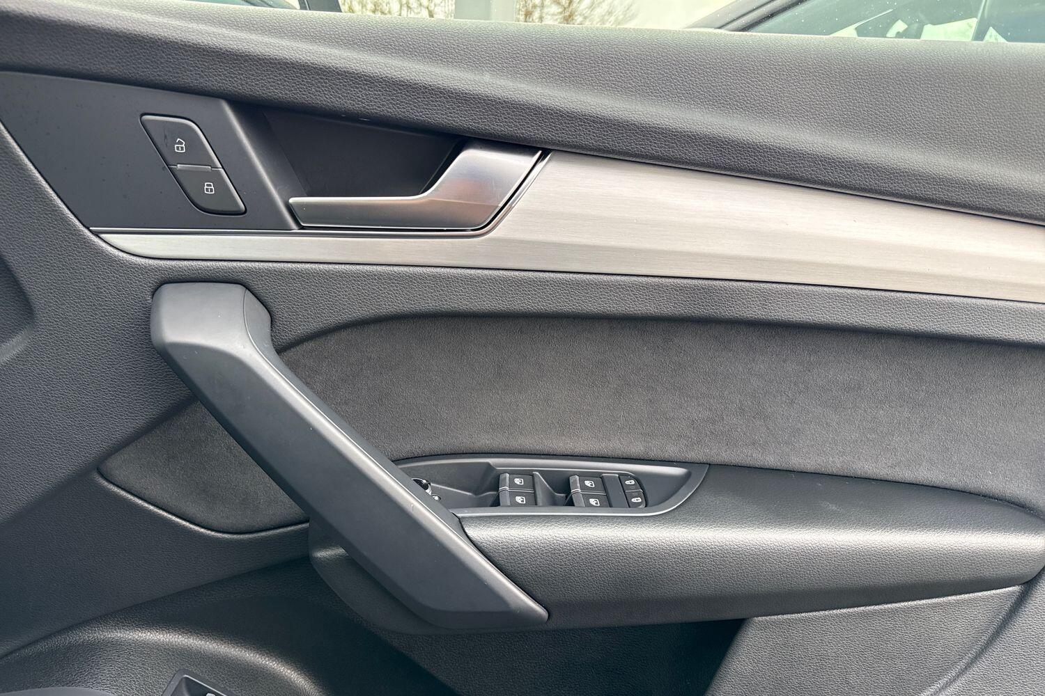 Used Audi Q5 2021 for sale - 76689242: Photo 47