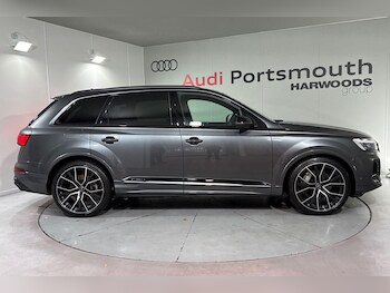 Used Audi Q7 2025 for sale - 76952793: Photo