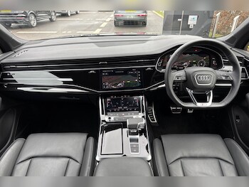 Used Audi Q7 2025 for sale - 76952793: Photo