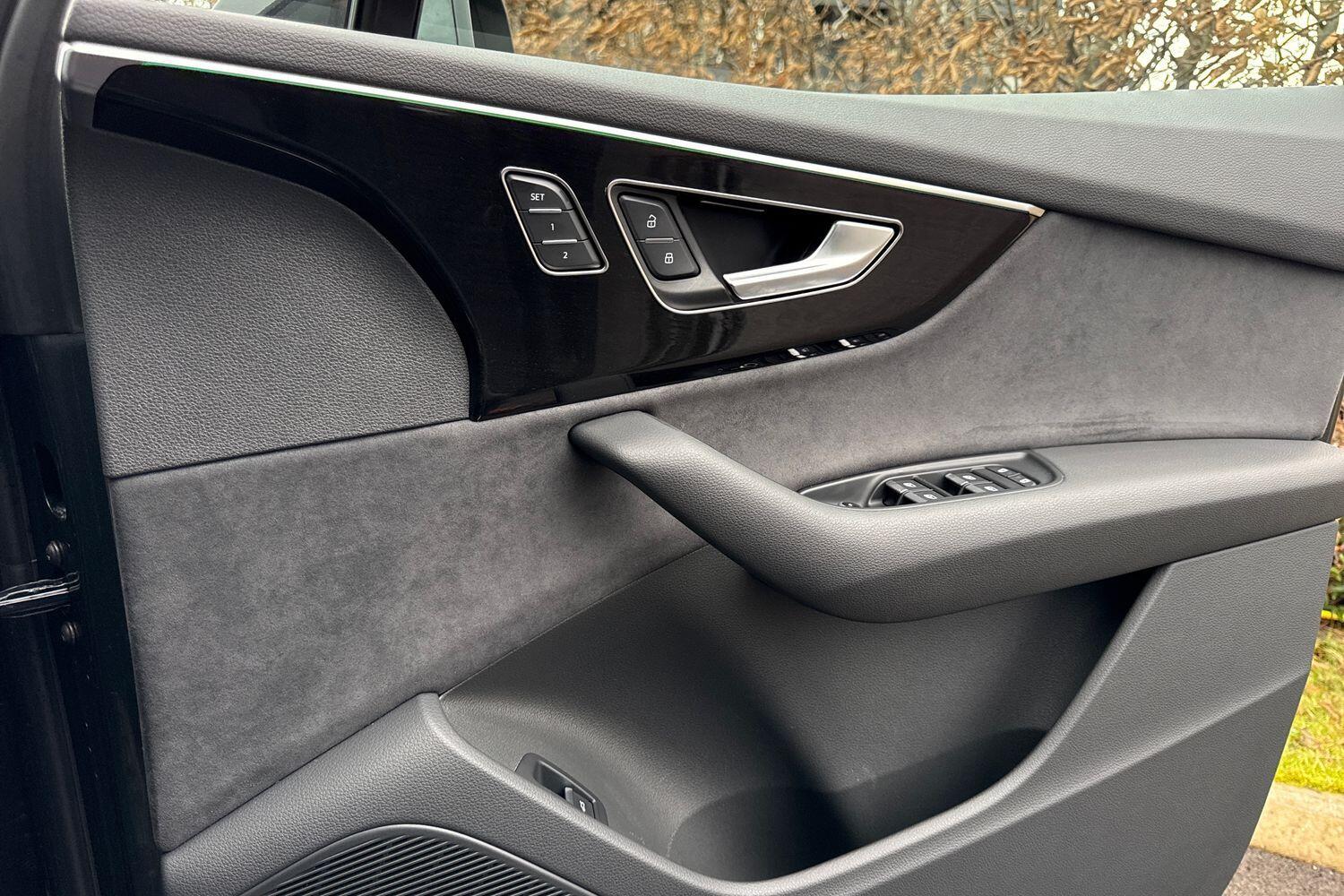 Used Audi Q7 2025 for sale - 76952793: Photo 51