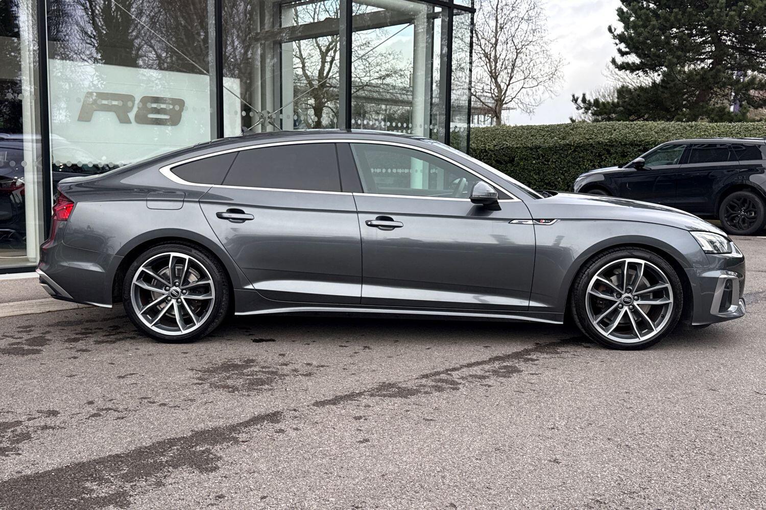 Used Audi A5 2022 for sale - 77646090: Photo 2