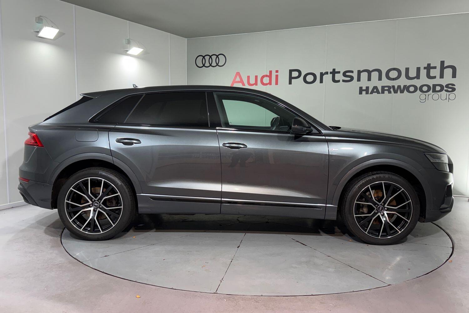 Used Audi Q8 2021 for sale - 76886346: Photo 2