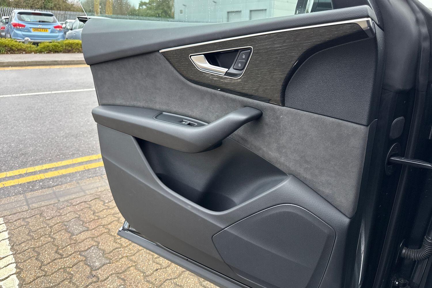 Used Audi Q8 2021 for sale - 76886346: Photo 23