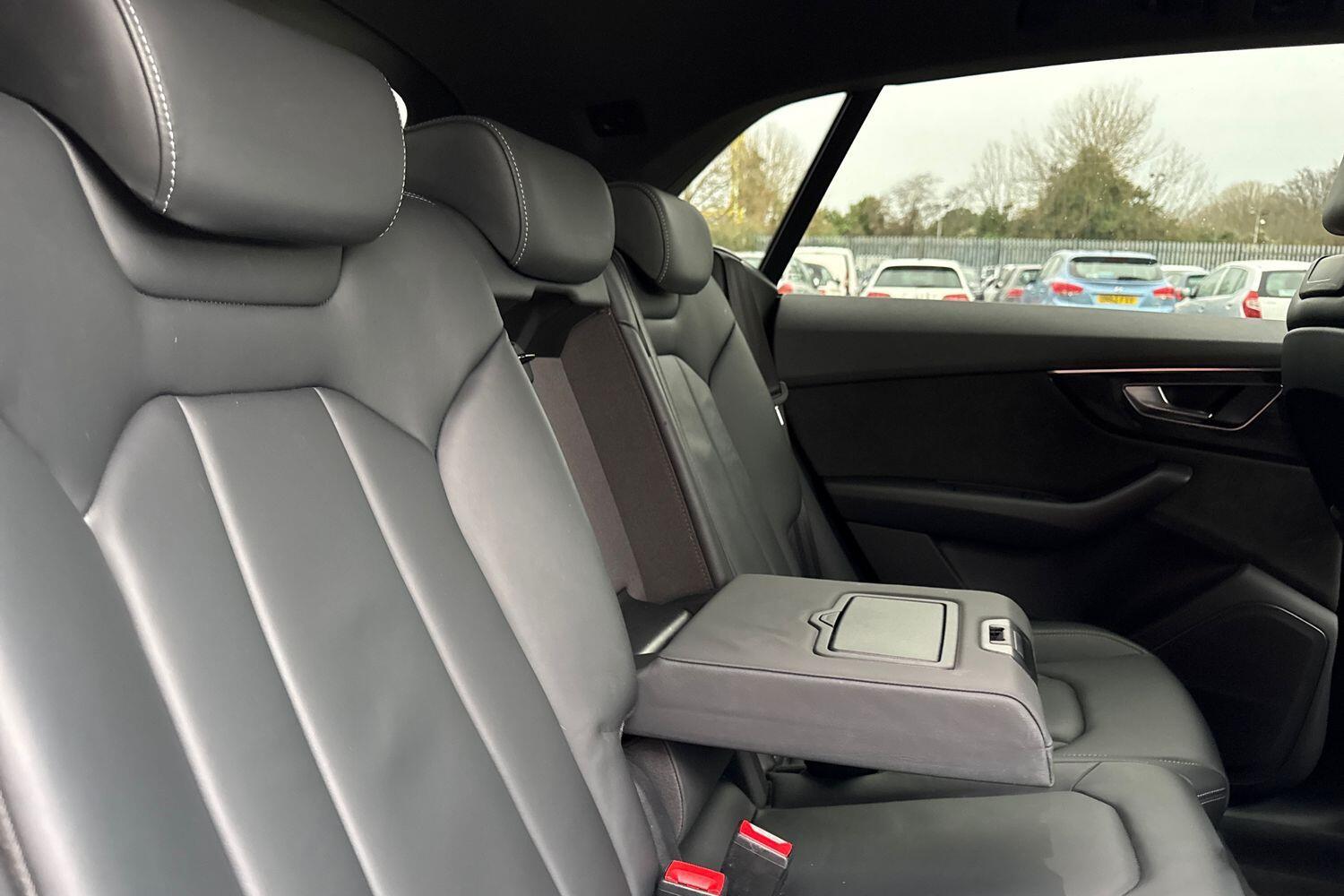 Used Audi Q8 2021 for sale - 76886346: Photo 25