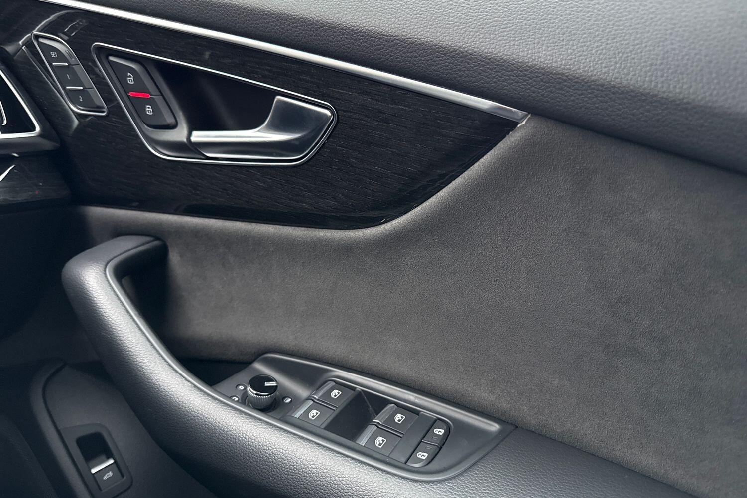 Used Audi Q8 2021 for sale - 76886346: Photo 48