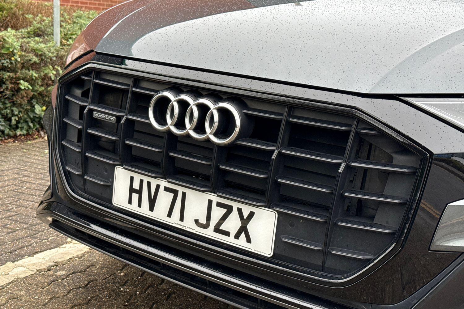 Used Audi Q8 2021 for sale - 76886346: Photo 54