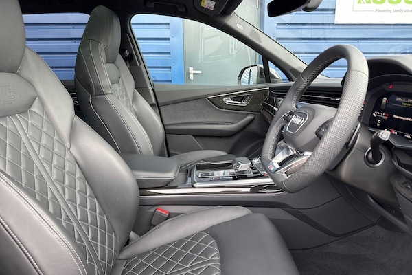 Used Audi SQ7 2025 for sale - 75979024: Photo 33