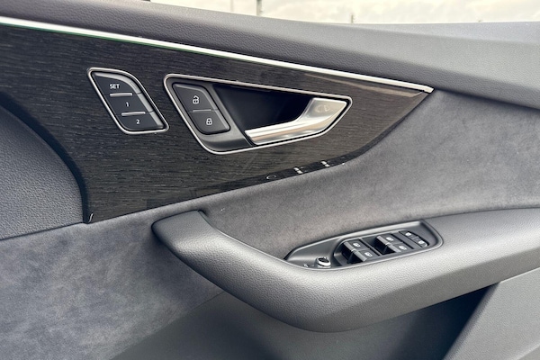 Used Audi SQ7 2025 for sale - 75979024: Photo 55