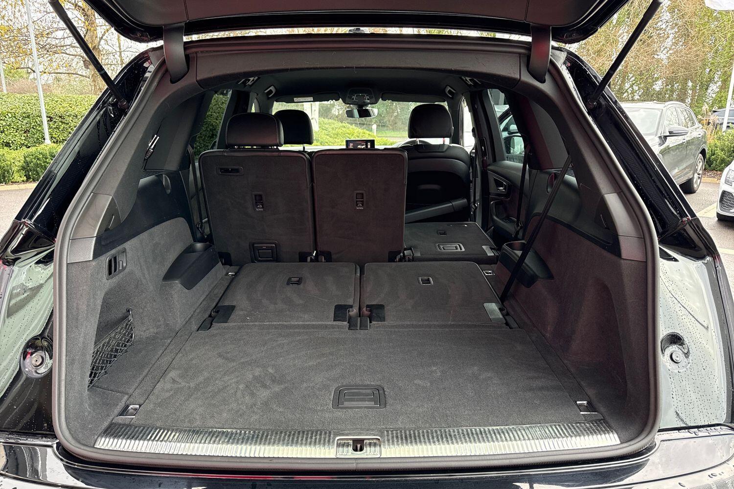 Used Audi Q7 2017 for sale - 77646210: Photo 36