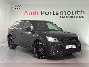 Audi - Q2