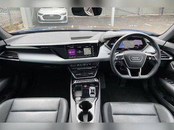 Used Audi e-tron GT 2022 for sale - 75140084: Photo