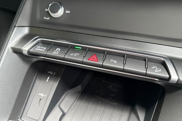 Used Audi Q3 2024 for sale - 75577190: Photo 51