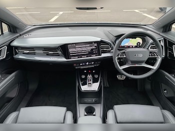 Used Audi Q4 e-tron 2024 for sale - 76000762: Photo 3