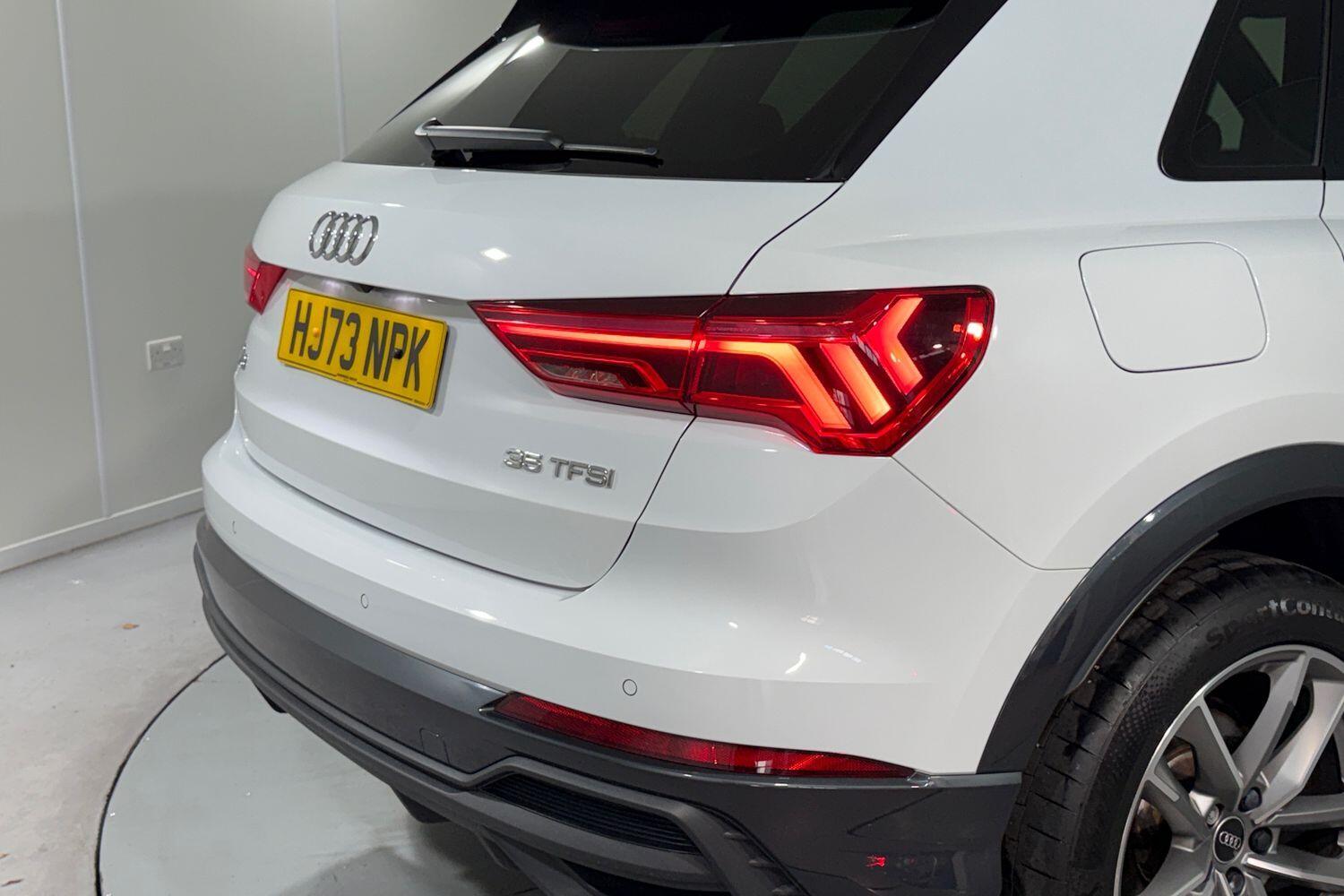 Used Audi Q3 2023 for sale - 76511877: Photo 9