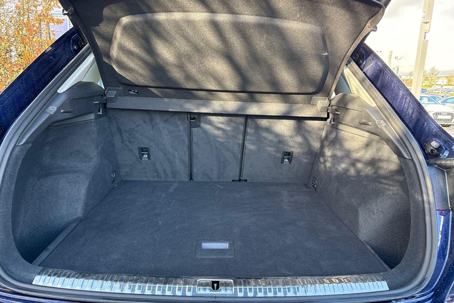 Used Audi Q3 2021 for sale - 77230628: Photo 36