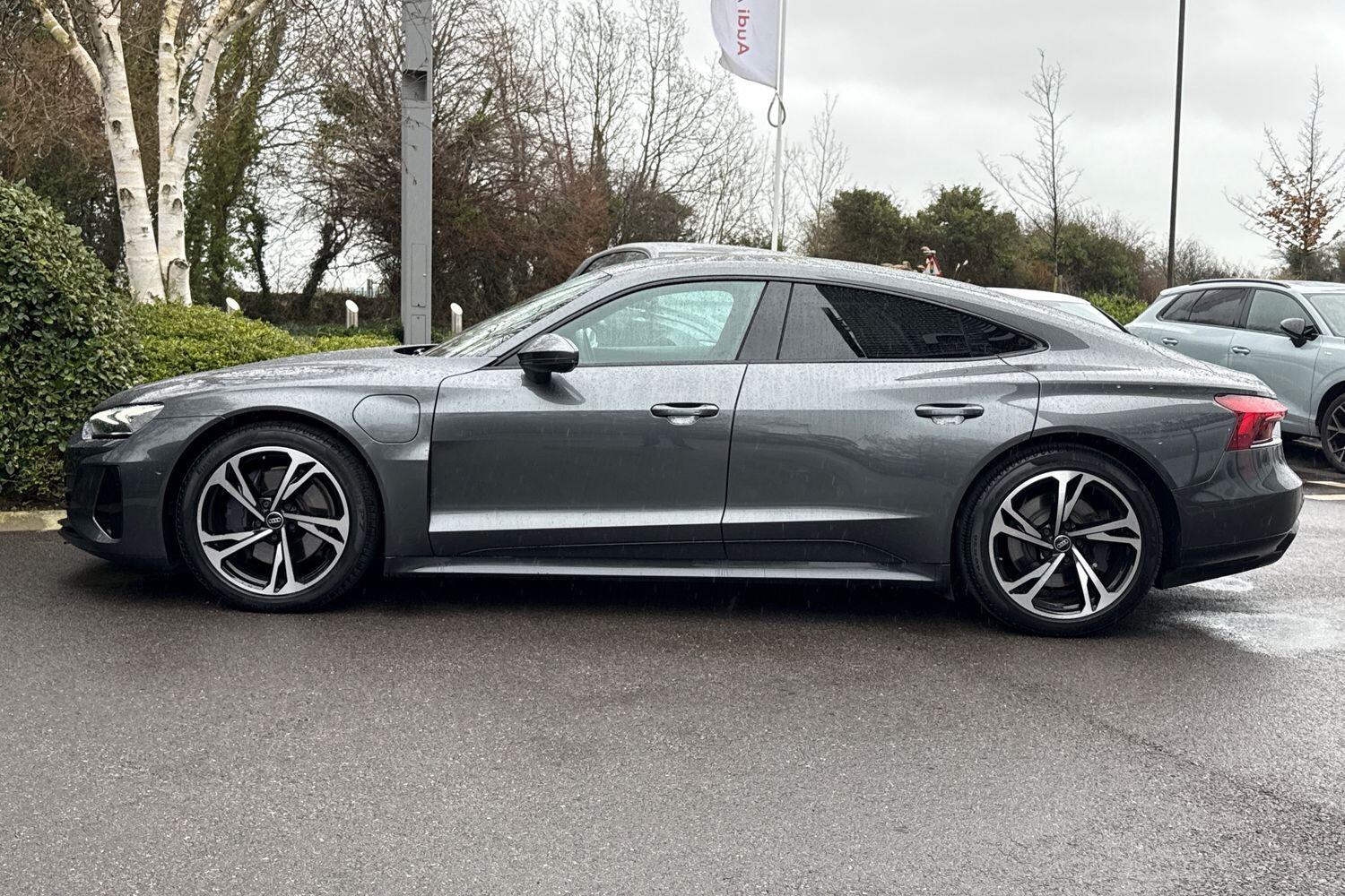 Used Audi e-tron GT 2022 for sale - 77625569: Photo 21