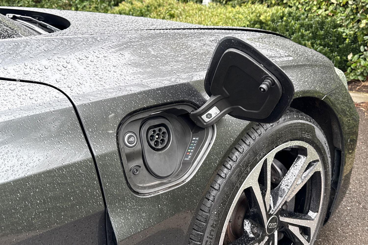 Used Audi e-tron GT 2022 for sale - 77625569: Photo 33