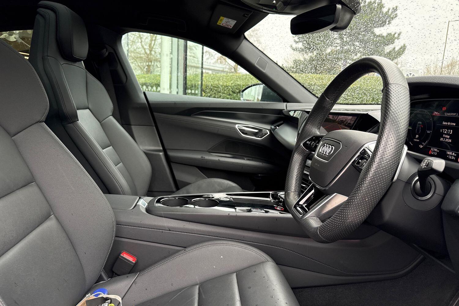 Used Audi e-tron GT 2022 for sale - 77625569: Photo 45