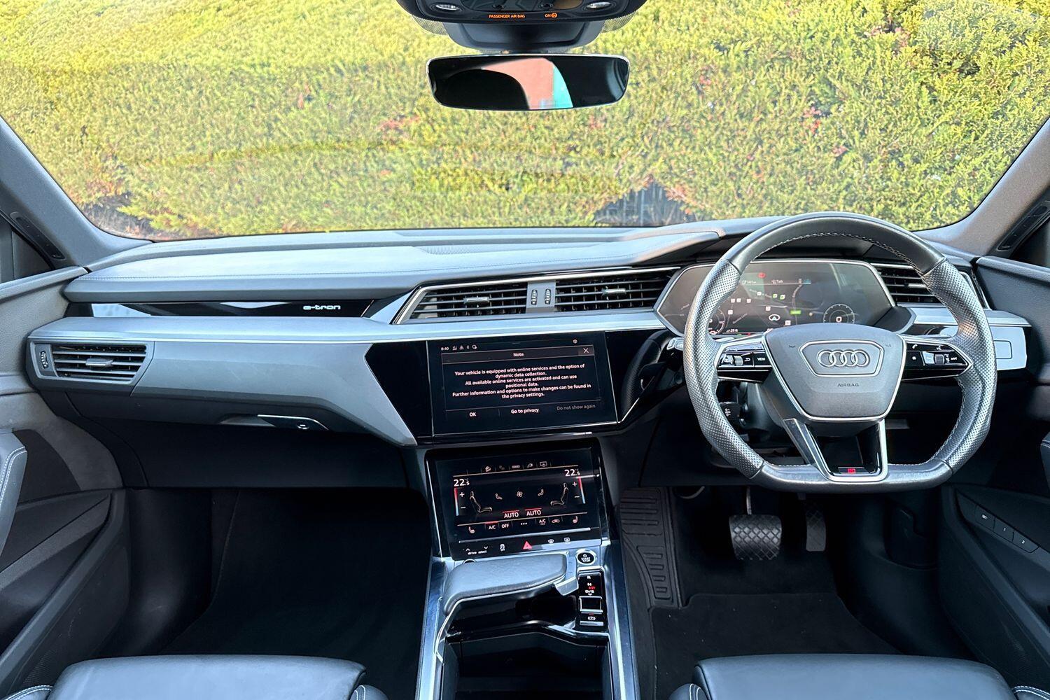 Used Audi e-tron 2021 for sale - 77203542: Photo 3