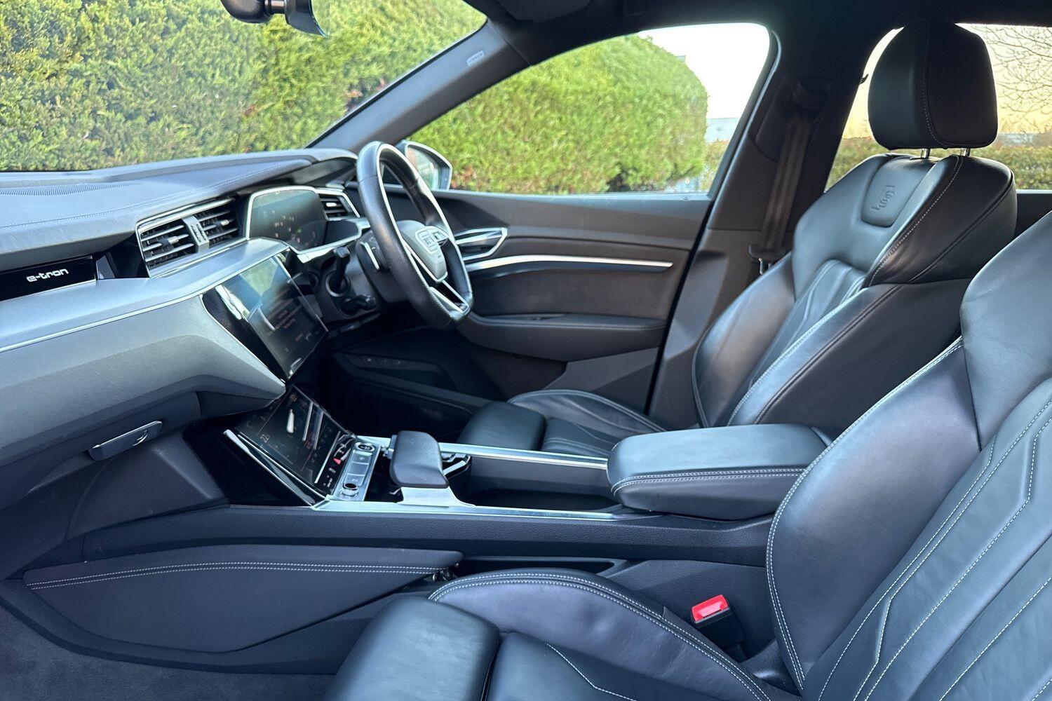 Used Audi e-tron 2021 for sale - 77203542: Photo 37