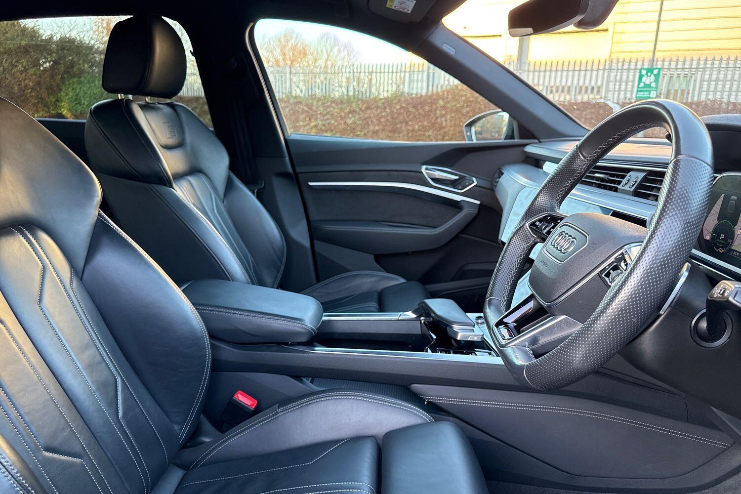 Used Audi e-tron 2021 for sale - 77203542: Photo 43