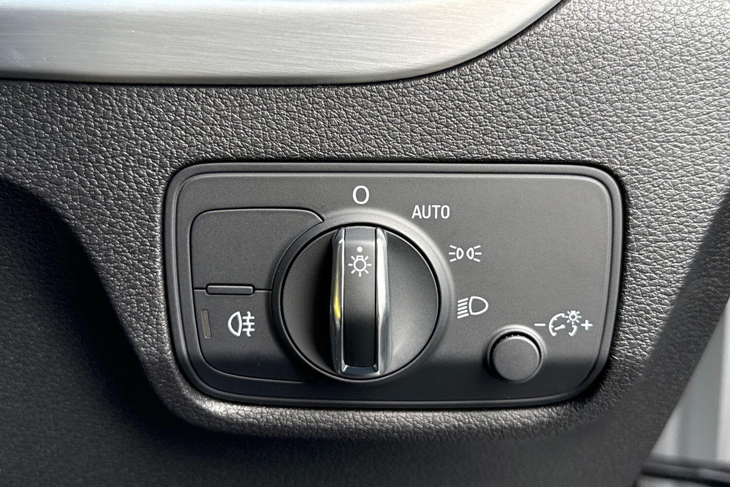 Used Audi Q2 for sale - 77538159: Photo 45