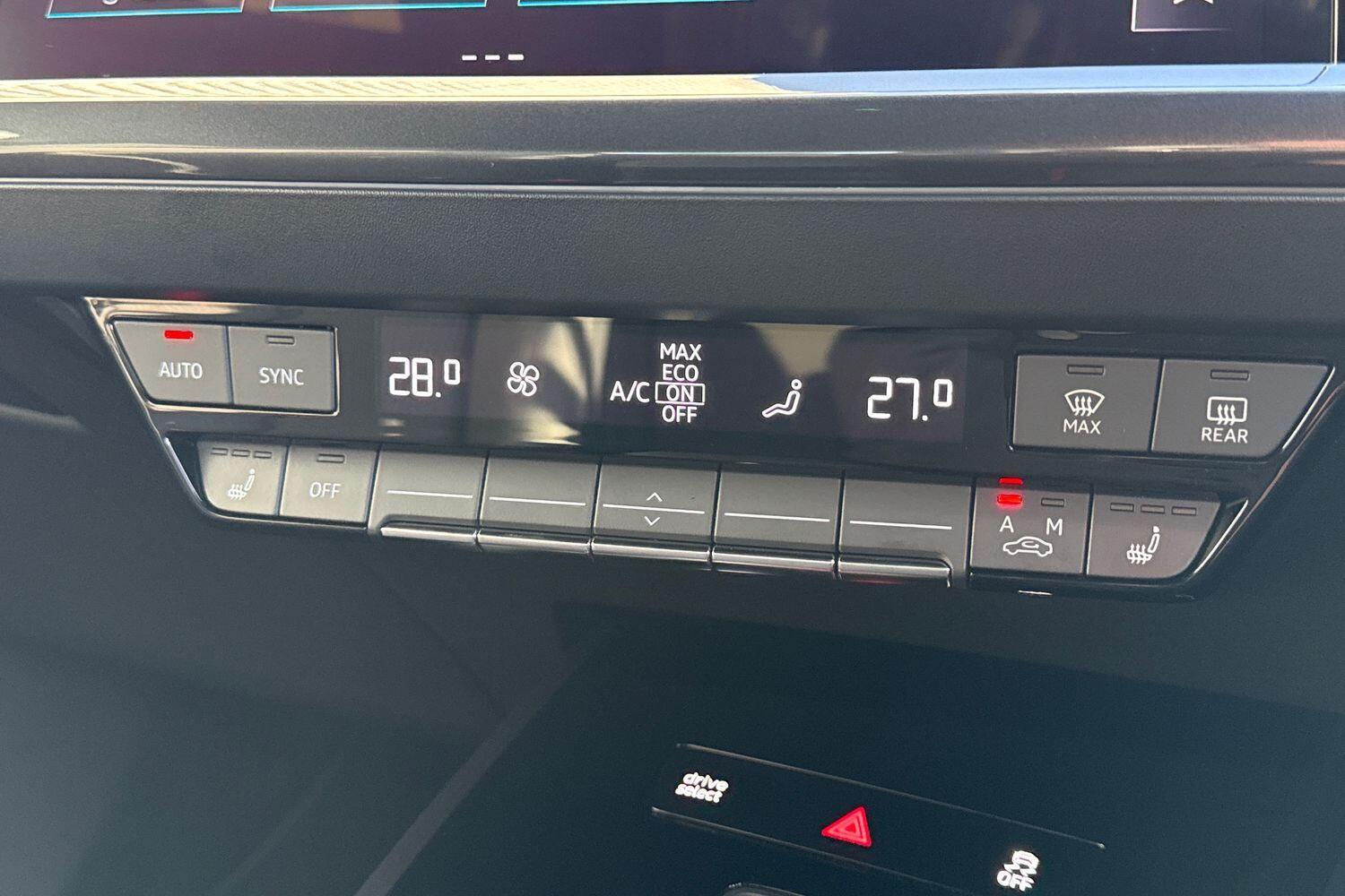 Used Audi Q4 e-tron 2023 for sale - 77268129: Photo 16