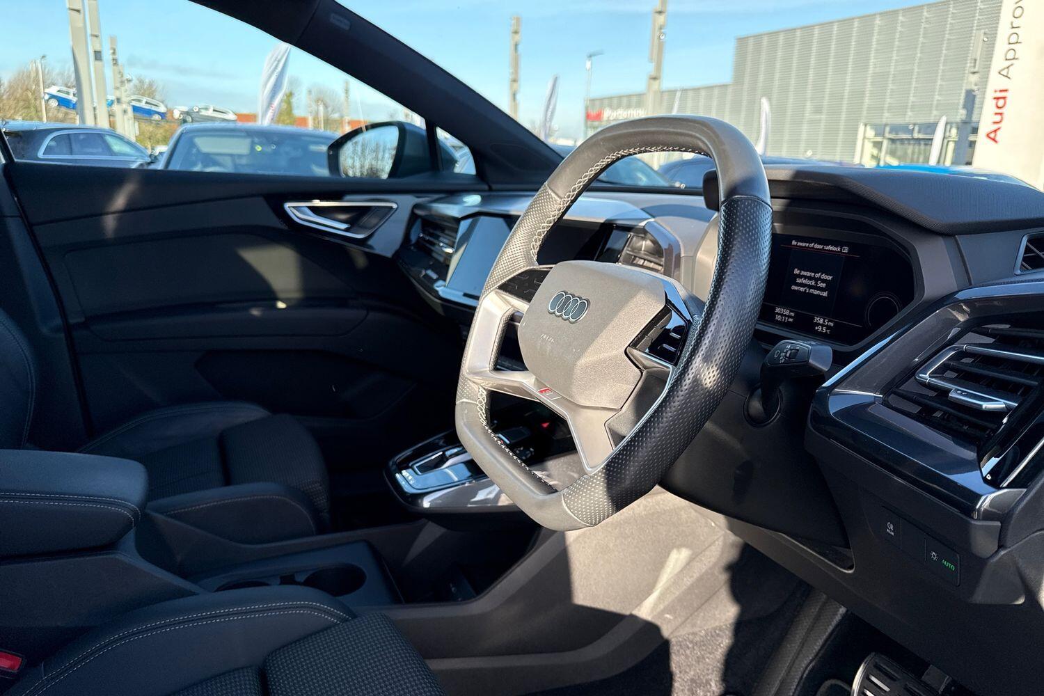 Used Audi Q4 e-tron 2023 for sale - 77268129: Photo 41