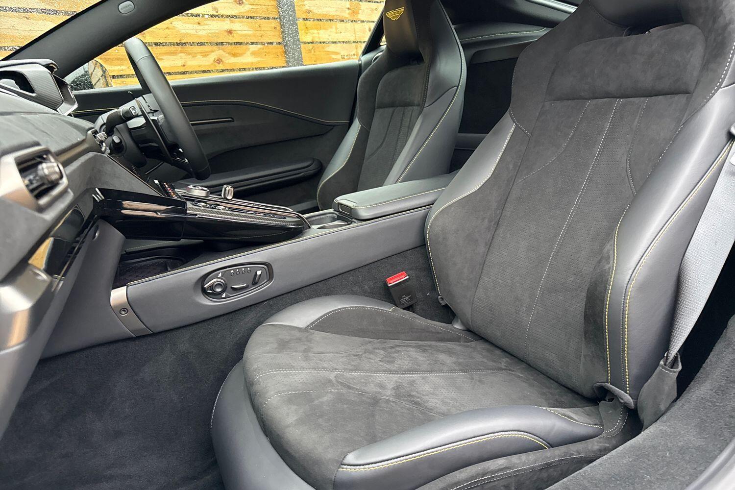 Used Aston Martin Vantage 2025 for sale - 77624905: Photo 29